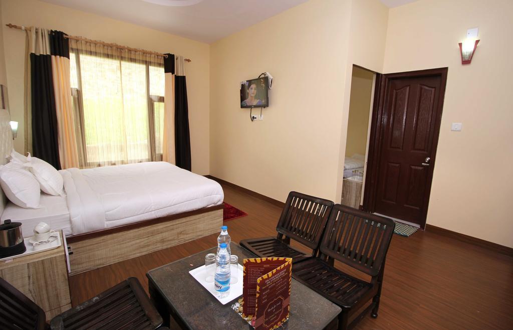 Hôtel The Grand Welcome à Shimla Chambre photo