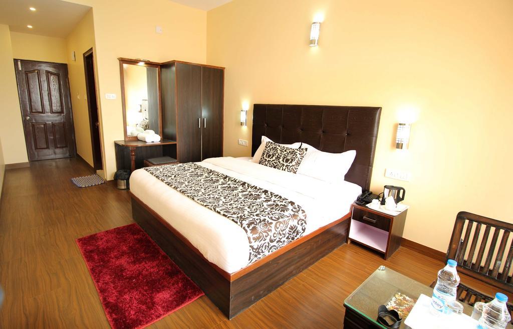 Hôtel The Grand Welcome à Shimla Extérieur photo
