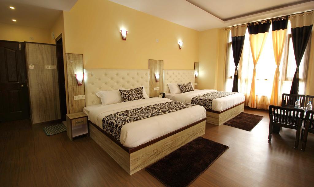 Hôtel The Grand Welcome à Shimla Chambre photo