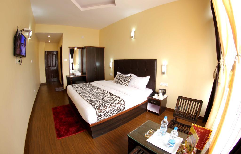 Hôtel The Grand Welcome à Shimla Chambre photo
